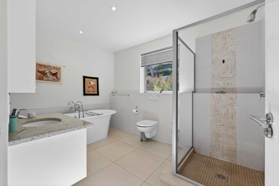 4 Bedroom Property for Sale in Berg En Dal Western Cape